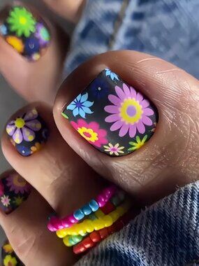 🦋 Black Flower Power Nails
